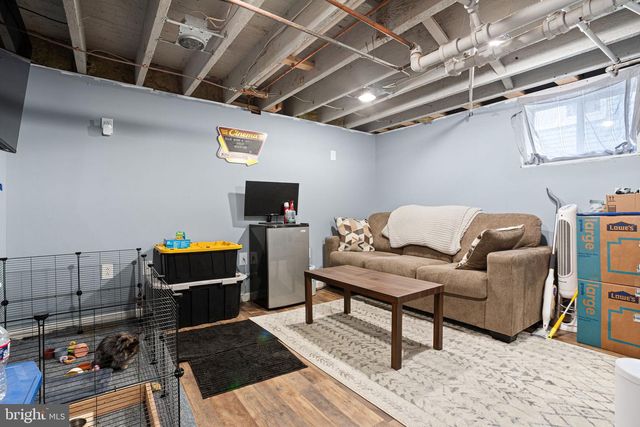 101 N BROWN ST, Gloucester City, NJ 08030