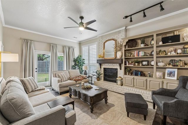 15209 Derrick Circle, Oklahoma City, OK 73170