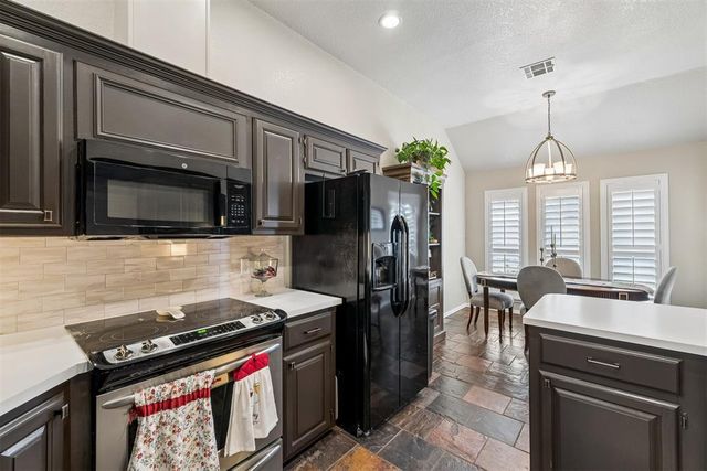 15209 Derrick Circle, Oklahoma City, OK 73170