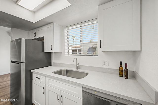 850 S RIVER Drive 2046, Tempe, AZ 85281