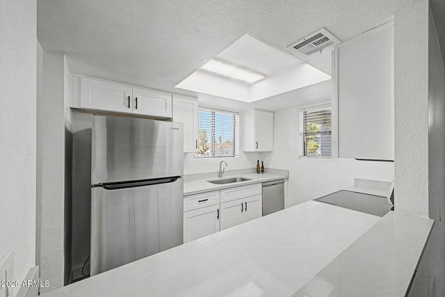 850 S RIVER Drive 2046, Tempe, AZ 85281