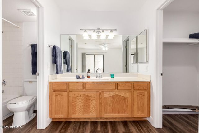 850 S RIVER Drive 2046, Tempe, AZ 85281