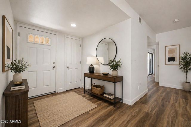 850 S RIVER Drive 2046, Tempe, AZ 85281