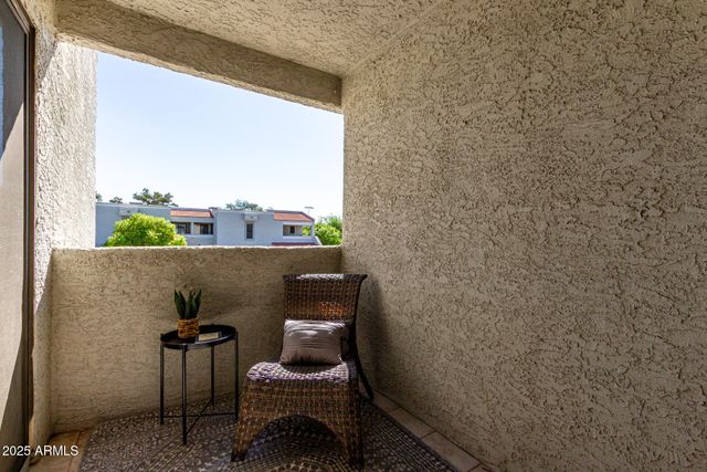 850 S RIVER Drive 2046, Tempe, AZ 85281