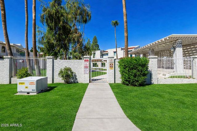 850 S RIVER Drive 2046, Tempe, AZ 85281