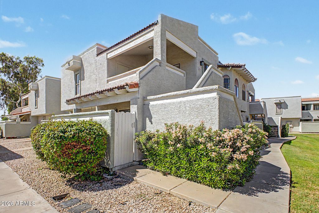 850 S RIVER Drive 2046, Tempe, AZ 85281