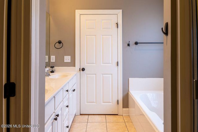 112 Susan Lane, Brandon, MS 39042