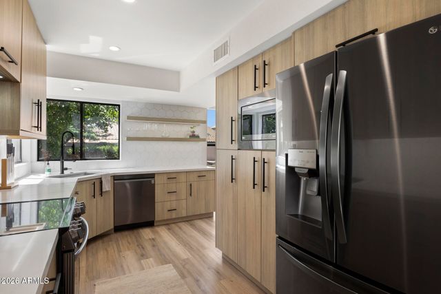 9057 E ASTER Drive, Scottsdale, AZ 85260