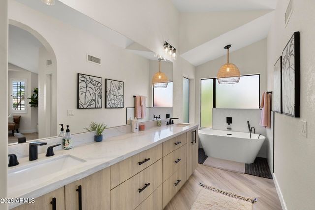 9057 E ASTER Drive, Scottsdale, AZ 85260