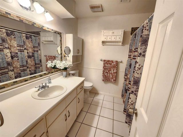 2908 NE Lakeview Cir, Lawton, OK 73507