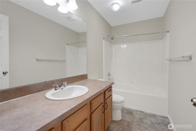 19010 18th Avenue Ct E, Spanaway, WA 98387