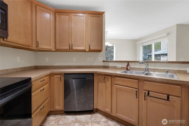 19010 18th Avenue Ct E, Spanaway, WA 98387