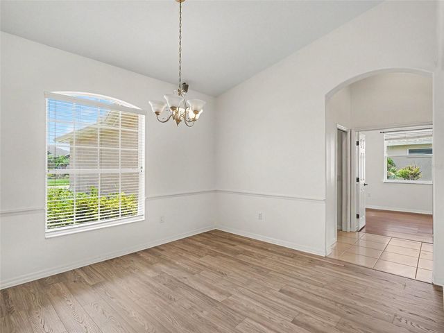 535 PLANTERS MANOR WAY, Bradenton, FL 34212