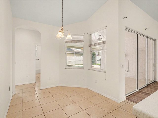535 PLANTERS MANOR WAY, Bradenton, FL 34212