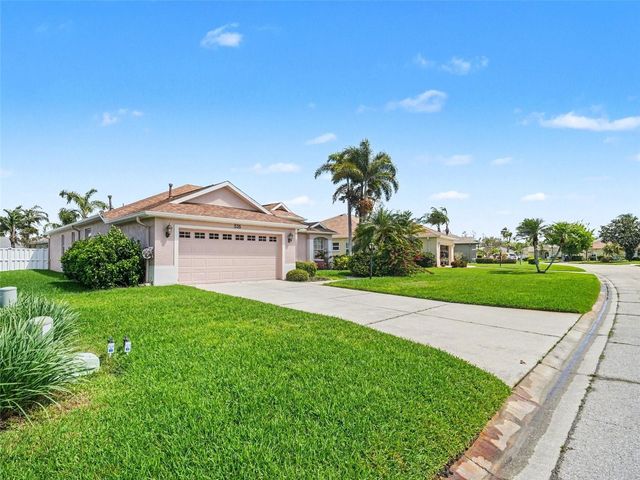 535 PLANTERS MANOR WAY, Bradenton, FL 34212