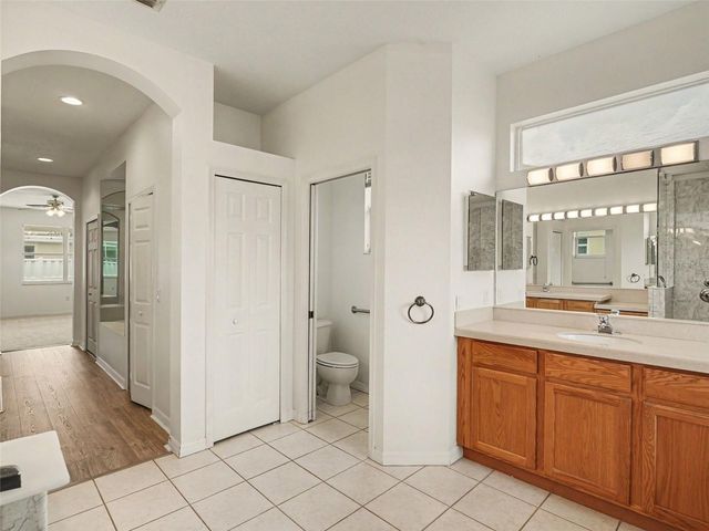 535 PLANTERS MANOR WAY, Bradenton, FL 34212