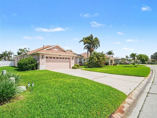 535 PLANTERS MANOR WAY, Bradenton, FL 34212
