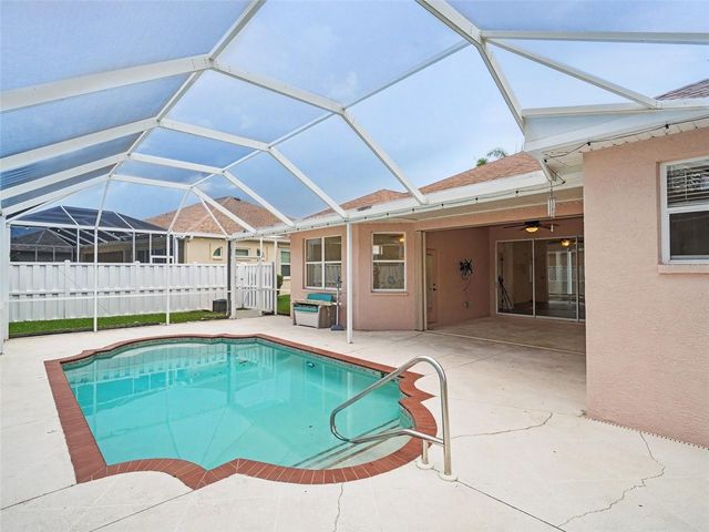 535 PLANTERS MANOR WAY, Bradenton, FL 34212
