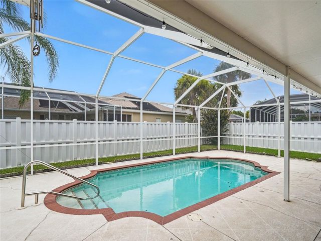 535 PLANTERS MANOR WAY, Bradenton, FL 34212