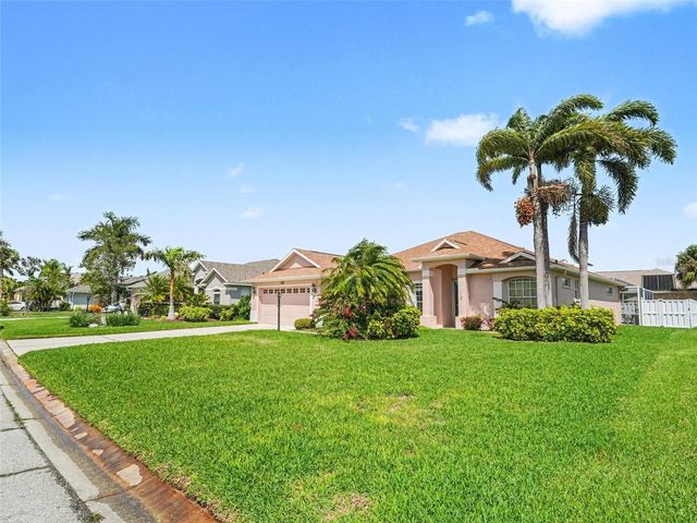 535 PLANTERS MANOR WAY, Bradenton, FL 34212