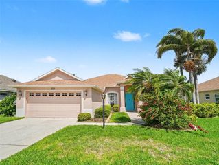 535 PLANTERS MANOR WAY, Bradenton, FL 34212