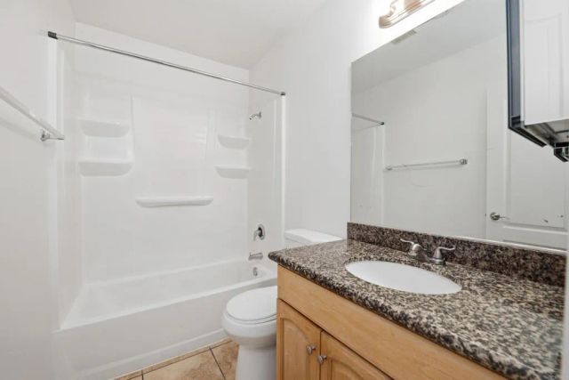559 E Madison Avenue 108, El Cajon, CA 92020