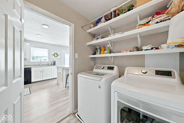 10167 Holly Berry Circle, Fishers, IN 46038