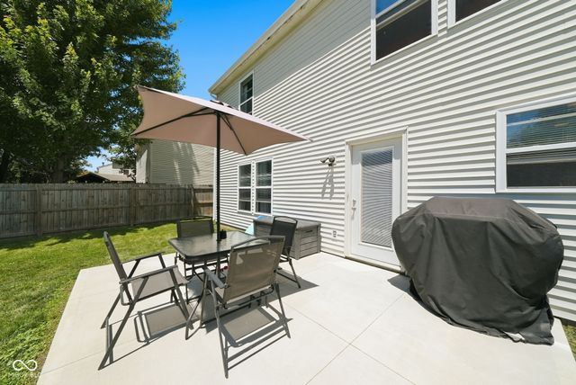10167 Holly Berry Circle, Fishers, IN 46038