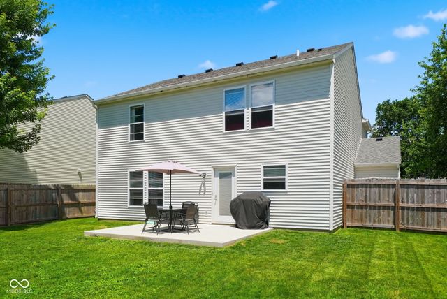 10167 Holly Berry Circle, Fishers, IN 46038