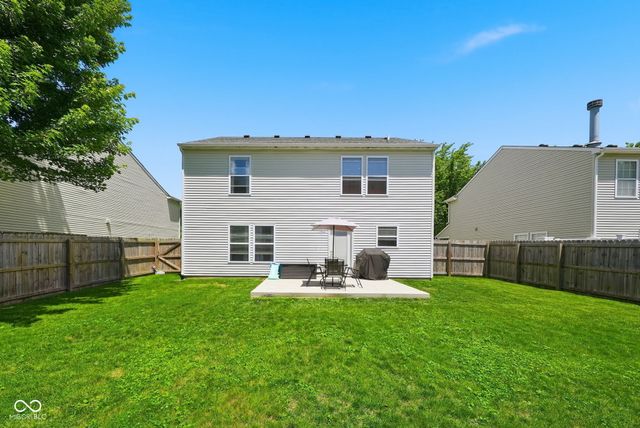 10167 Holly Berry Circle, Fishers, IN 46038