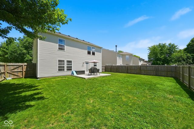10167 Holly Berry Circle, Fishers, IN 46038