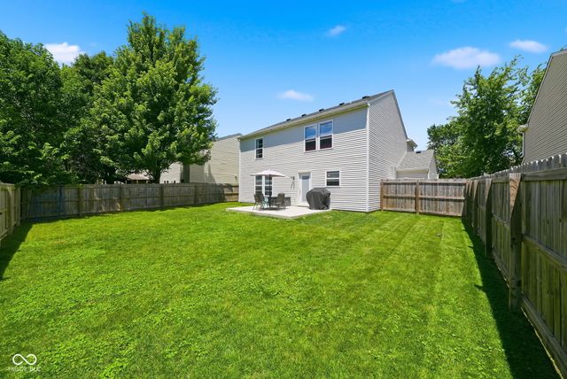 10167 Holly Berry Circle, Fishers, IN 46038