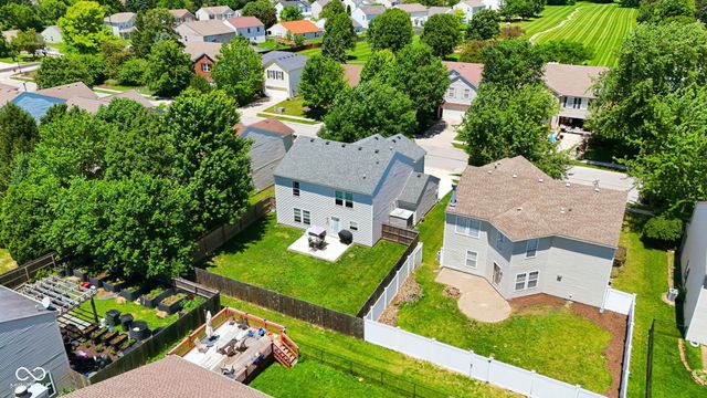 10167 Holly Berry Circle, Fishers, IN 46038