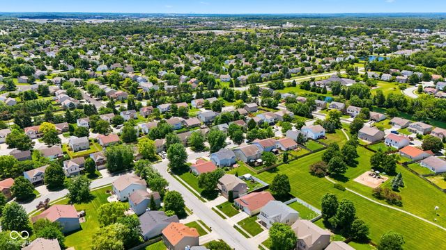 10167 Holly Berry Circle, Fishers, IN 46038