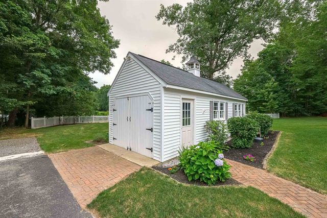 9 Taconic Drive, Amherst, NH 03031