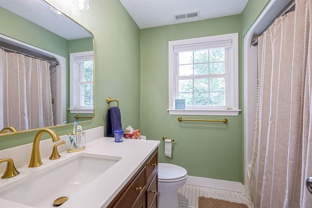 9 Taconic Drive, Amherst, NH 03031