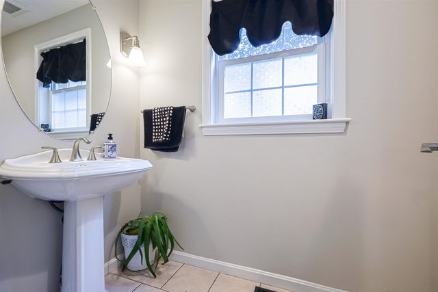 9 Taconic Drive, Amherst, NH 03031