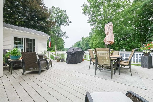 9 Taconic Drive, Amherst, NH 03031