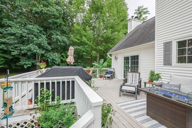 9 Taconic Drive, Amherst, NH 03031