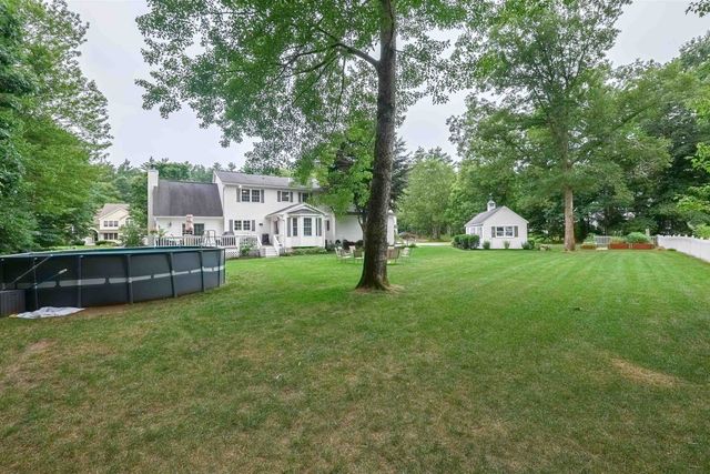 9 Taconic Drive, Amherst, NH 03031