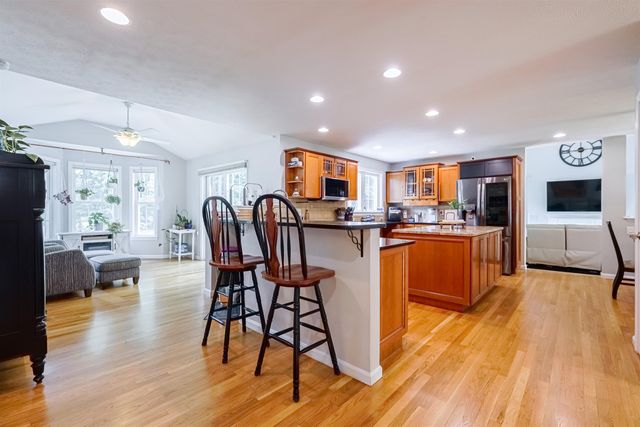 9 Taconic Drive, Amherst, NH 03031