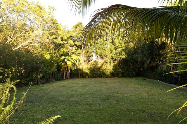 6166 Cotton Rose Lane, Lake Worth, FL 33467