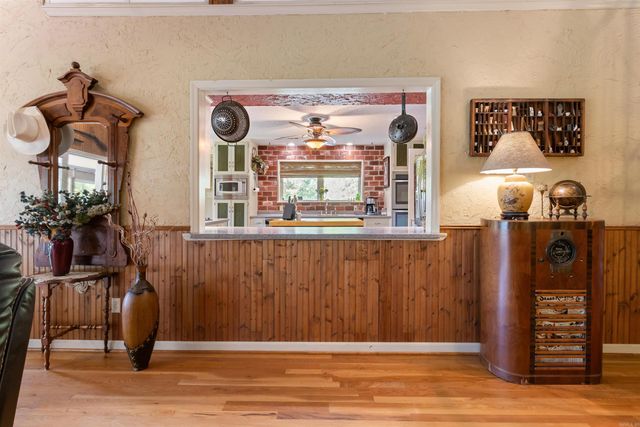 250 Ivy Drive, Lonoke, AR 72086