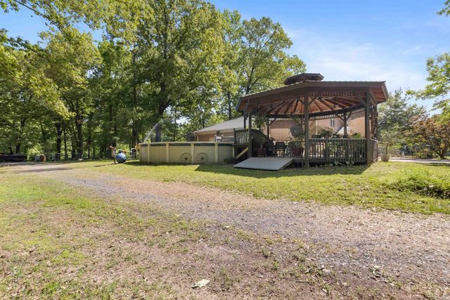 250 Ivy Drive, Lonoke, AR 72086