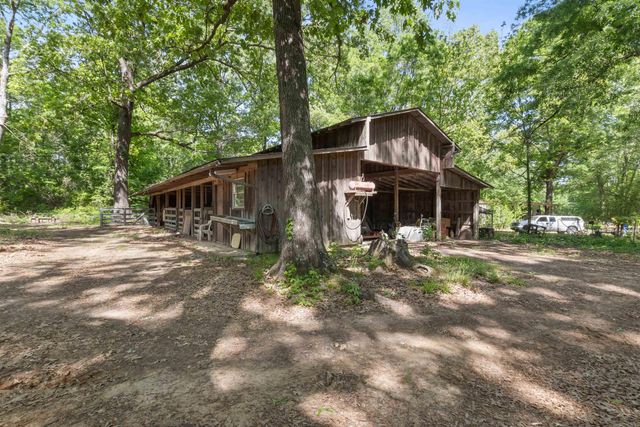 250 Ivy Drive, Lonoke, AR 72086