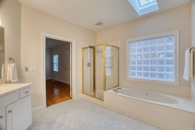 4411 Ashbury Parke Drive, Newburgh, IN 47630