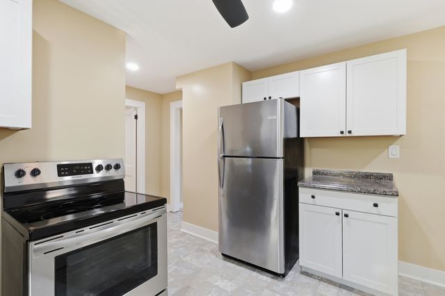 40 Grove Street, Rochester, NH 03868