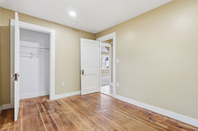 40 Grove Street, Rochester, NH 03868