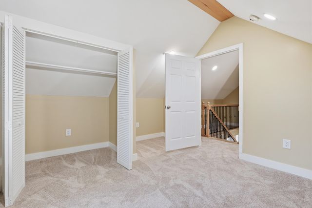 40 Grove Street, Rochester, NH 03868