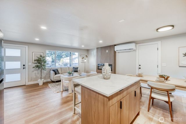 30004 47th Place S, Auburn, WA 98001